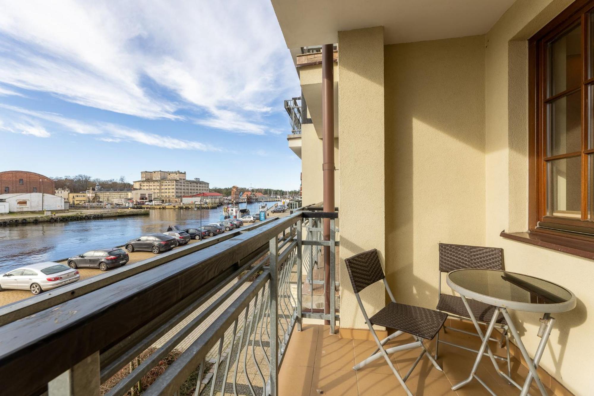 Apartamenty Baltyckie - Bulwar Portowy - Widok Na Port, Centrum, Najlepsza Lokalizacja W Ustce Ustka Esterno foto