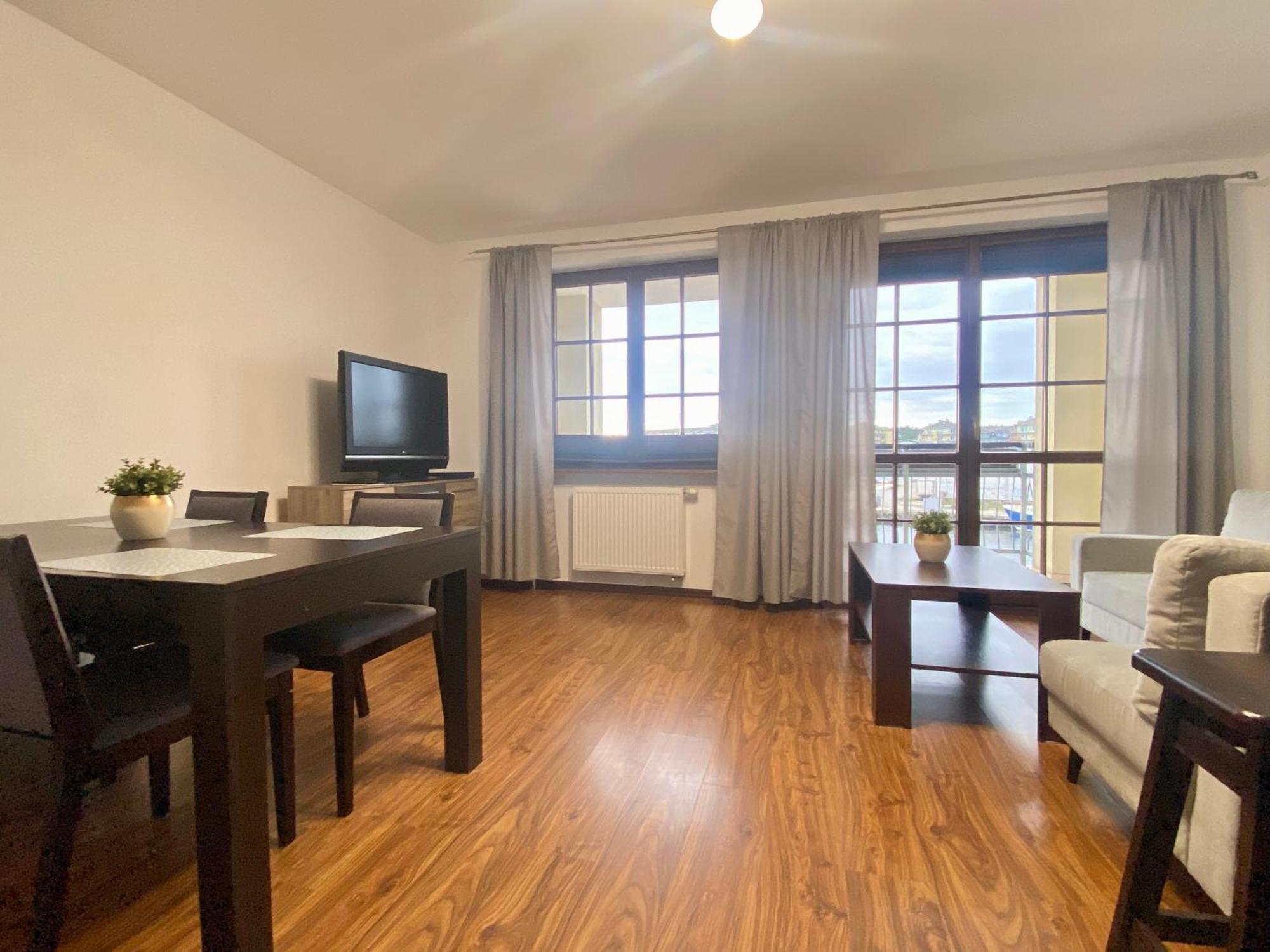 Apartamenty Baltyckie - Bulwar Portowy - Widok Na Port, Centrum, Najlepsza Lokalizacja W Ustce Ustka Camera foto